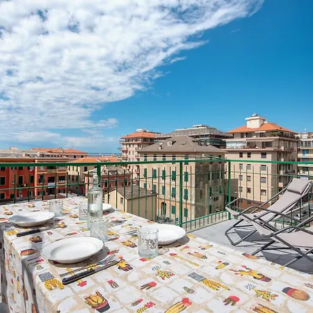 Attico In Centro Vista Mare